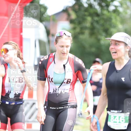 21.06.2026 - 29. Vierlanden-Triathlon Andreas Tolksdorf http://msf.ph/oto/9892169 21.06.2026 13:37:58 Ziel 720, 863, 997, 720, 863, 997 meine-sportfotos.de
