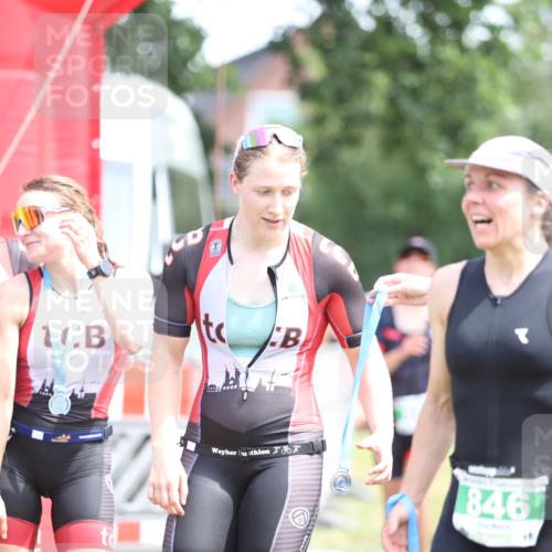 21.06.2026 - 29. Vierlanden-Triathlon Andreas Tolksdorf http://msf.ph/oto/9892170 21.06.2026 13:37:58 Ziel 720, 863, 997, 720, 863, 997 meine-sportfotos.de