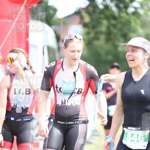 21.06.2026 - 29. Vierlanden-Triathlon Andreas Tolksdorf http://msf.ph/oto/9892171 21.06.2026 13:37:58 Ziel 720, 863, 997, 720, 863, 997 meine-sportfotos.de