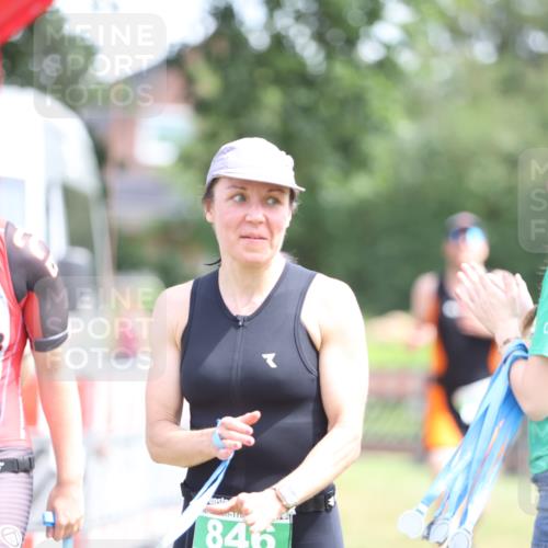 21.06.2026 - 29. Vierlanden-Triathlon Andreas Tolksdorf http://msf.ph/oto/9892173 21.06.2026 13:37:59 Ziel 720, 863, 997, 720, 863, 997 meine-sportfotos.de