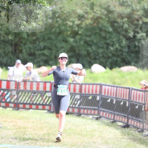 21.06.2026 - 29. Vierlanden-Triathlon Andreas Tolksdorf http://msf.ph/oto/9892202 21.06.2026 13:38:28 Ziel 763, 854, 763, 854 meine-sportfotos.de