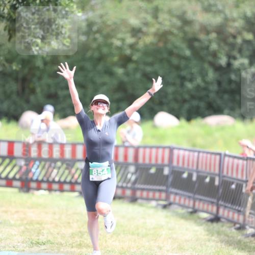 21.06.2026 - 29. Vierlanden-Triathlon Andreas Tolksdorf http://msf.ph/oto/9892209 21.06.2026 13:38:28 Ziel 763, 854, 763, 854 meine-sportfotos.de