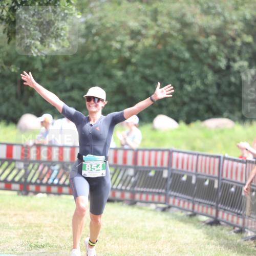 21.06.2026 - 29. Vierlanden-Triathlon Andreas Tolksdorf http://msf.ph/oto/9892214 21.06.2026 13:38:29 Ziel 763, 854, 763, 854 meine-sportfotos.de