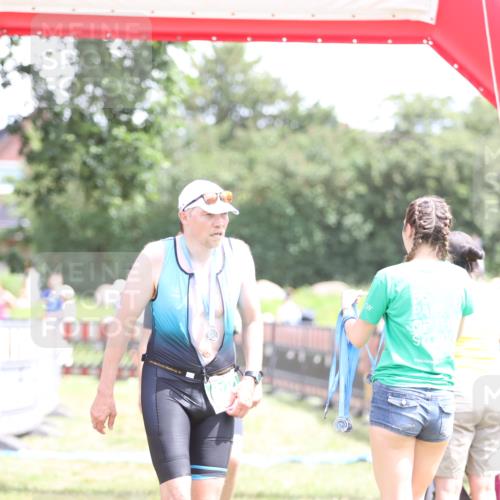 21.06.2026 - 29. Vierlanden-Triathlon Andreas Tolksdorf http://msf.ph/oto/9892237 21.06.2026 13:38:56 Ziel 99, 644, 795, 99, 644, 795 meine-sportfotos.de