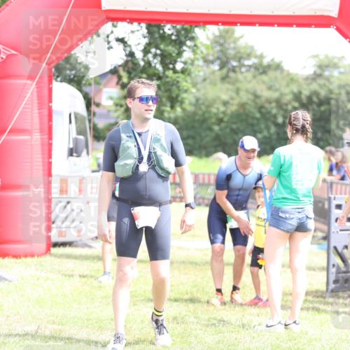 21.06.2026 - 29. Vierlanden-Triathlon Andreas Tolksdorf http://msf.ph/oto/9892253 21.06.2026 13:39:02 Ziel 644, 795, 644, 795 meine-sportfotos.de