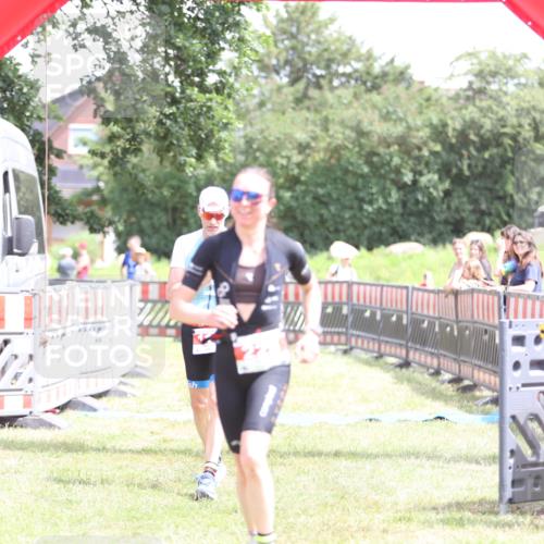 21.06.2026 - 29. Vierlanden-Triathlon Andreas Tolksdorf http://msf.ph/oto/9892283 21.06.2026 13:39:31 Ziel 115, 225, 115, 225 meine-sportfotos.de
