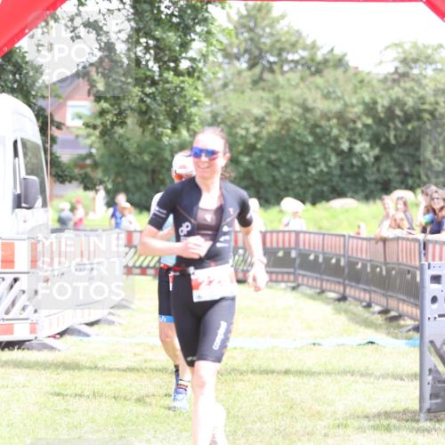 21.06.2026 - 29. Vierlanden-Triathlon Andreas Tolksdorf http://msf.ph/oto/9892284 21.06.2026 13:39:31 Ziel 115, 225, 115, 225 meine-sportfotos.de