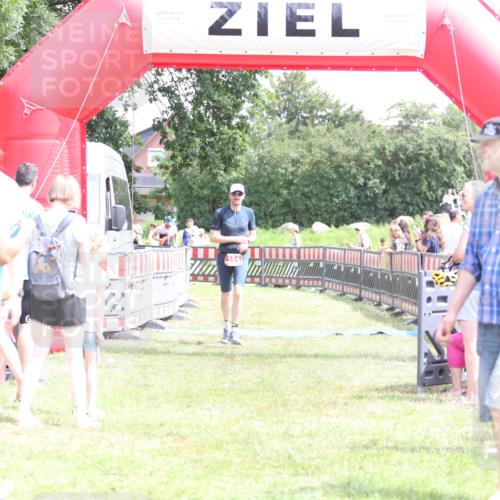 21.06.2026 - 29. Vierlanden-Triathlon Andreas Tolksdorf http://msf.ph/oto/9892344 21.06.2026 13:41:05 Ziel 104, 761, 104, 761 meine-sportfotos.de