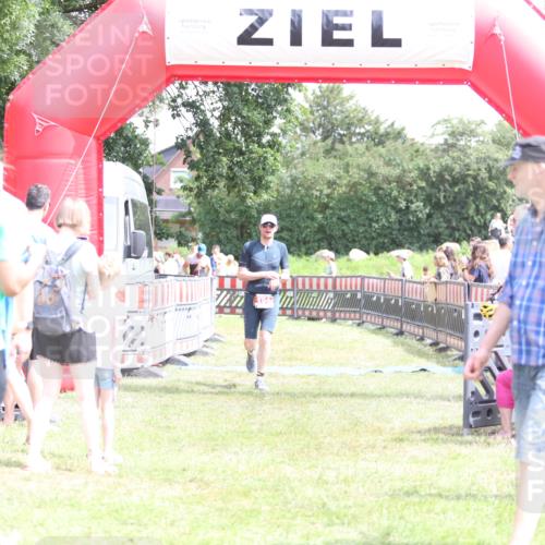 21.06.2026 - 29. Vierlanden-Triathlon Andreas Tolksdorf http://msf.ph/oto/9892347 21.06.2026 13:41:05 Ziel 104, 761, 104, 761 meine-sportfotos.de