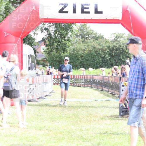 21.06.2026 - 29. Vierlanden-Triathlon Andreas Tolksdorf http://msf.ph/oto/9892350 21.06.2026 13:41:05 Ziel 104, 761, 104, 761 meine-sportfotos.de