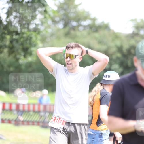 21.06.2026 - 29. Vierlanden-Triathlon Andreas Tolksdorf http://msf.ph/oto/9892453 21.06.2026 13:43:02 Ziel 284, 289, 284, 289 meine-sportfotos.de