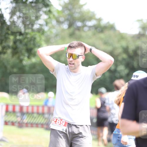 21.06.2026 - 29. Vierlanden-Triathlon Andreas Tolksdorf http://msf.ph/oto/9892457 21.06.2026 13:43:02 Ziel 284, 289, 284, 289 meine-sportfotos.de