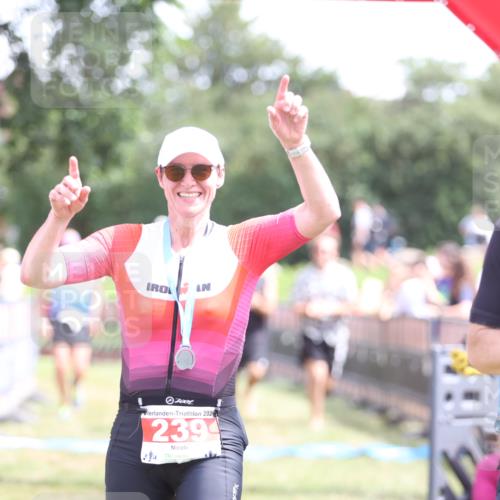 21.06.2026 - 29. Vierlanden-Triathlon Andreas Tolksdorf http://msf.ph/oto/9892463 21.06.2026 13:43:08 Ziel 284, 284 meine-sportfotos.de