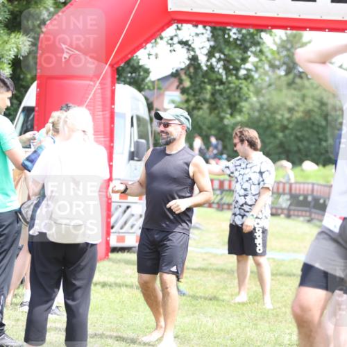 21.06.2026 - 29. Vierlanden-Triathlon Andreas Tolksdorf http://msf.ph/oto/9892478 21.06.2026 13:43:15 Ziel 284, 284 meine-sportfotos.de