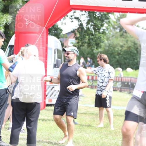 21.06.2026 - 29. Vierlanden-Triathlon Andreas Tolksdorf http://msf.ph/oto/9892479 21.06.2026 13:43:15 Ziel 284, 284 meine-sportfotos.de