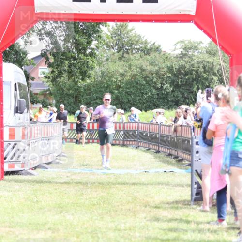 21.06.2026 - 29. Vierlanden-Triathlon Andreas Tolksdorf http://msf.ph/oto/9892507 21.06.2026 13:43:59 Ziel 113, 167, 291, 788, 113, 167, 291, 788 meine-sportfotos.de