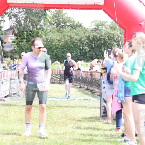 21.06.2026 - 29. Vierlanden-Triathlon Andreas Tolksdorf http://msf.ph/oto/9892516 21.06.2026 13:44:04 Ziel 113, 167, 291, 788, 113, 167, 291, 788 meine-sportfotos.de