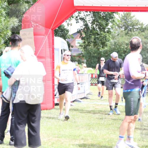 21.06.2026 - 29. Vierlanden-Triathlon Andreas Tolksdorf http://msf.ph/oto/9892525 21.06.2026 13:44:06 Ziel 113, 291, 788, 113, 291, 788 meine-sportfotos.de