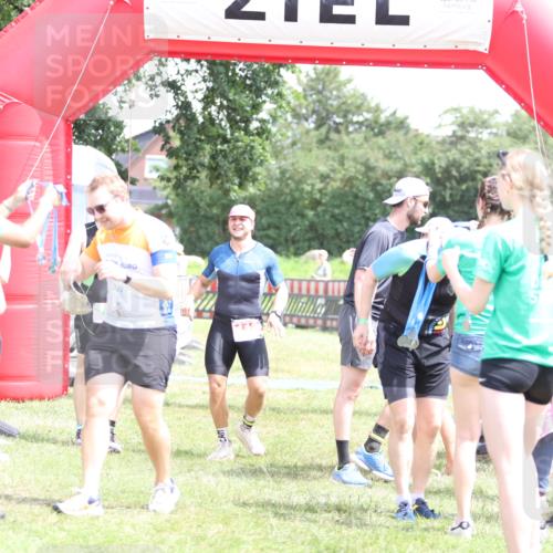 21.06.2026 - 29. Vierlanden-Triathlon Andreas Tolksdorf http://msf.ph/oto/9892538 21.06.2026 13:44:10 Ziel 113, 291, 788, 113, 291, 788 meine-sportfotos.de