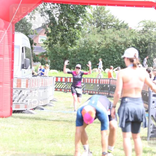 21.06.2026 - 29. Vierlanden-Triathlon Andreas Tolksdorf http://msf.ph/oto/9892545 21.06.2026 13:44:29 Ziel 859, 859 meine-sportfotos.de