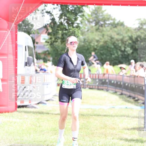 21.06.2026 - 29. Vierlanden-Triathlon Andreas Tolksdorf http://msf.ph/oto/9892573 21.06.2026 13:44:44 Ziel 754, 848, 754, 848 meine-sportfotos.de