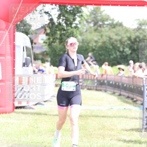 21.06.2026 - 29. Vierlanden-Triathlon Andreas Tolksdorf http://msf.ph/oto/9892575 21.06.2026 13:44:44 Ziel 754, 848, 754, 848 meine-sportfotos.de