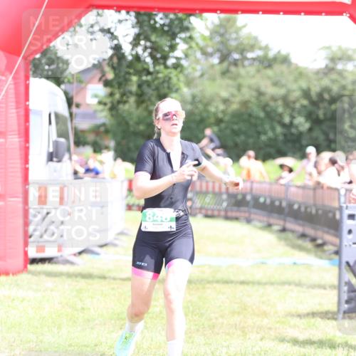 21.06.2026 - 29. Vierlanden-Triathlon Andreas Tolksdorf http://msf.ph/oto/9892576 21.06.2026 13:44:44 Ziel 754, 848, 754, 848 meine-sportfotos.de