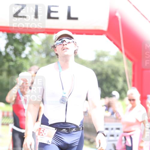 21.06.2026 - 29. Vierlanden-Triathlon Andreas Tolksdorf http://msf.ph/oto/9892584 21.06.2026 13:45:22 Ziel  meine-sportfotos.de