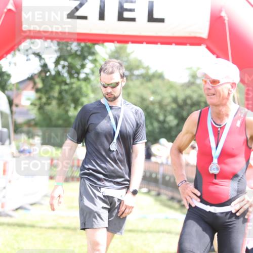 21.06.2026 - 29. Vierlanden-Triathlon Andreas Tolksdorf http://msf.ph/oto/9892588 21.06.2026 13:45:28 Ziel 126, 126 meine-sportfotos.de