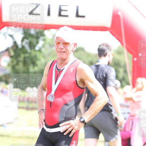 21.06.2026 - 29. Vierlanden-Triathlon Andreas Tolksdorf http://msf.ph/oto/9892589 21.06.2026 13:45:29 Ziel 126, 126 meine-sportfotos.de