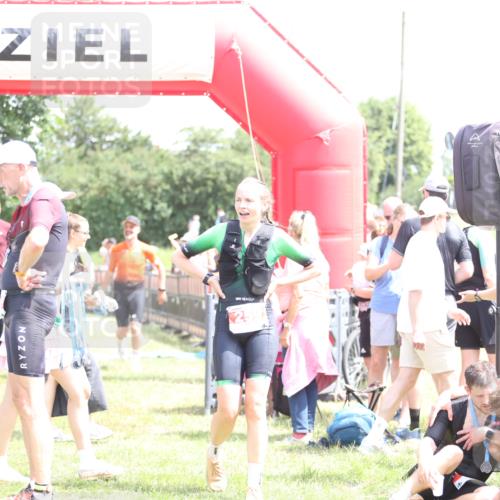 21.06.2026 - 29. Vierlanden-Triathlon Andreas Tolksdorf http://msf.ph/oto/9892622 21.06.2026 13:46:06 Ziel 259, 283, 842, 259, 283, 842 meine-sportfotos.de