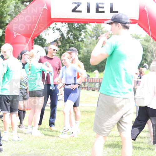 21.06.2026 - 29. Vierlanden-Triathlon Andreas Tolksdorf http://msf.ph/oto/9892626 21.06.2026 13:46:23 Ziel 681, 840, 1047, 681, 840, 1047 meine-sportfotos.de
