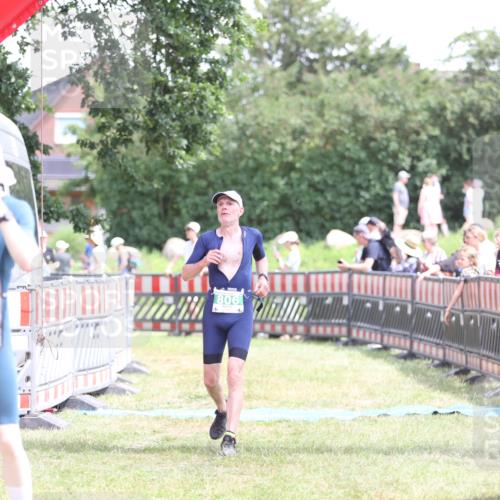 21.06.2026 - 29. Vierlanden-Triathlon Andreas Tolksdorf http://msf.ph/oto/9892687 21.06.2026 13:48:12 Ziel 64, 87, 806, 64, 87, 806 meine-sportfotos.de