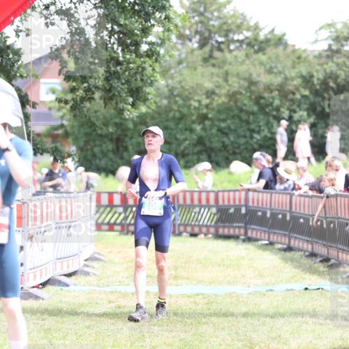 21.06.2026 - 29. Vierlanden-Triathlon Andreas Tolksdorf http://msf.ph/oto/9892691 21.06.2026 13:48:13 Ziel 64, 87, 806, 64, 87, 806 meine-sportfotos.de