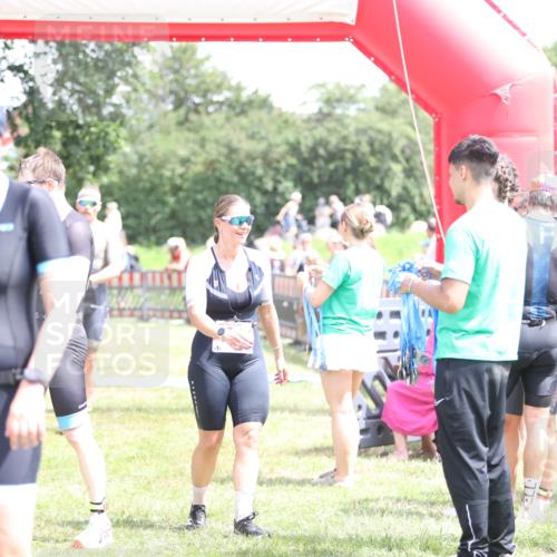 21.06.2026 - 29. Vierlanden-Triathlon Andreas Tolksdorf http://msf.ph/oto/9892769 21.06.2026 13:49:54 Ziel 280, 1063, 280, 1063 meine-sportfotos.de