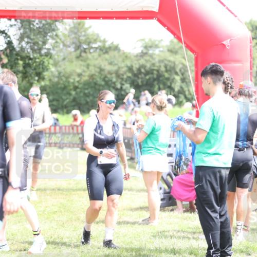21.06.2026 - 29. Vierlanden-Triathlon Andreas Tolksdorf http://msf.ph/oto/9892771 21.06.2026 13:49:54 Ziel 280, 1063, 280, 1063 meine-sportfotos.de