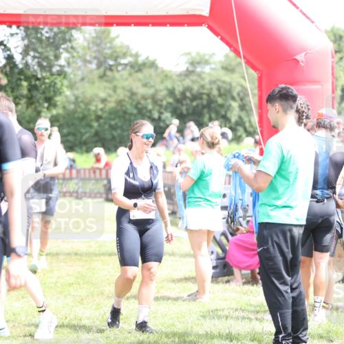 21.06.2026 - 29. Vierlanden-Triathlon Andreas Tolksdorf http://msf.ph/oto/9892772 21.06.2026 13:49:54 Ziel 280, 1063, 280, 1063 meine-sportfotos.de