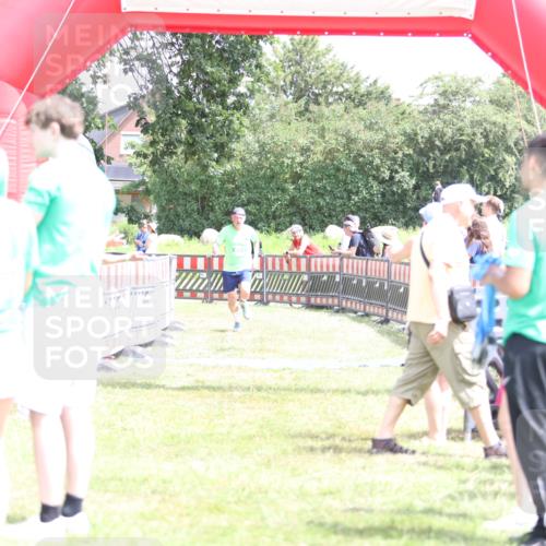 21.06.2026 - 29. Vierlanden-Triathlon Andreas Tolksdorf http://msf.ph/oto/9892782 21.06.2026 13:50:29 Ziel 221, 265, 895, 221, 265, 895 meine-sportfotos.de