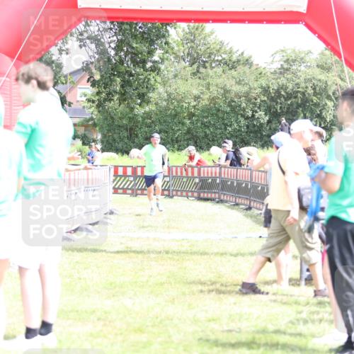 21.06.2026 - 29. Vierlanden-Triathlon Andreas Tolksdorf http://msf.ph/oto/9892783 21.06.2026 13:50:29 Ziel 221, 265, 895, 221, 265, 895 meine-sportfotos.de
