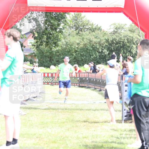 21.06.2026 - 29. Vierlanden-Triathlon Andreas Tolksdorf http://msf.ph/oto/9892797 21.06.2026 13:50:30 Ziel 221, 265, 895, 221, 265, 895 meine-sportfotos.de