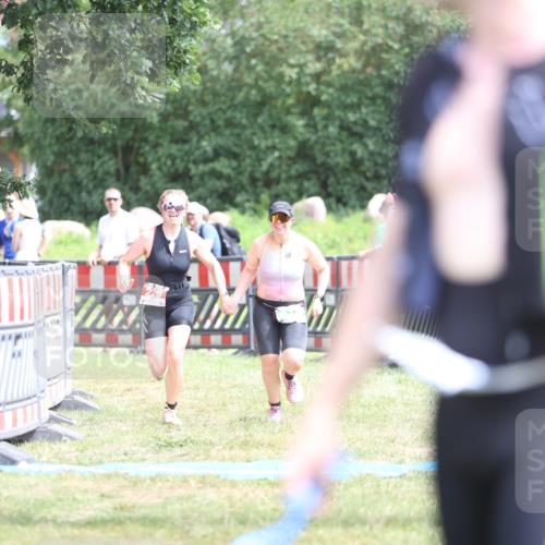 21.06.2026 - 29. Vierlanden-Triathlon Andreas Tolksdorf http://msf.ph/oto/9892851 21.06.2026 13:51:26 Ziel 229, 878, 229, 878 meine-sportfotos.de