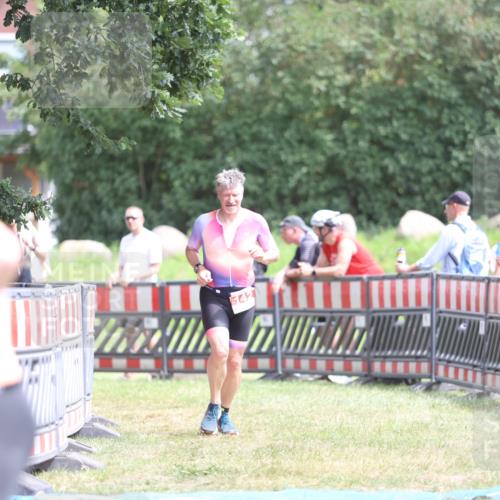 21.06.2026 - 29. Vierlanden-Triathlon Andreas Tolksdorf http://msf.ph/oto/9892861 21.06.2026 13:51:45 Ziel 142, 1022, 1061, 142, 1022, 1061 meine-sportfotos.de