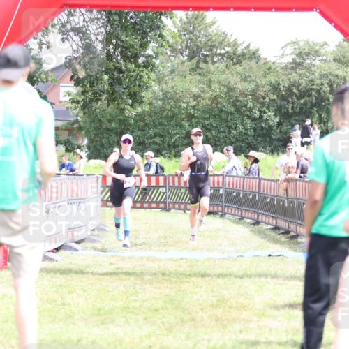 21.06.2026 - 29. Vierlanden-Triathlon Andreas Tolksdorf http://msf.ph/oto/9892879 21.06.2026 13:52:11 Ziel 235, 1028, 1044, 1087, 235, 1028, 1044, 1087 meine-sportfotos.de