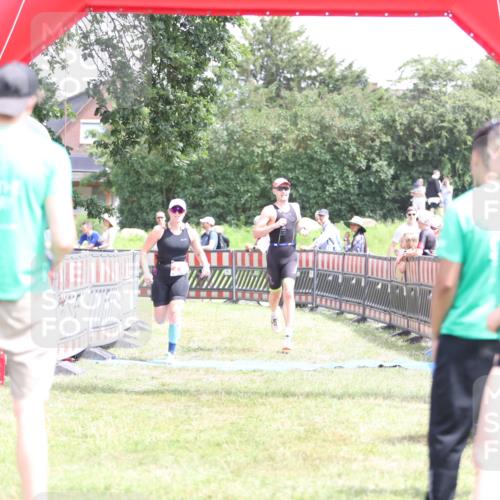 21.06.2026 - 29. Vierlanden-Triathlon Andreas Tolksdorf http://msf.ph/oto/9892881 21.06.2026 13:52:11 Ziel 235, 1028, 1044, 1087, 235, 1028, 1044, 1087 meine-sportfotos.de