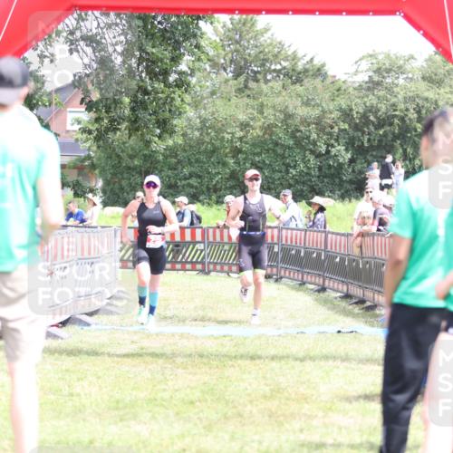 21.06.2026 - 29. Vierlanden-Triathlon Andreas Tolksdorf http://msf.ph/oto/9892884 21.06.2026 13:52:11 Ziel 235, 1028, 1044, 1087, 235, 1028, 1044, 1087 meine-sportfotos.de