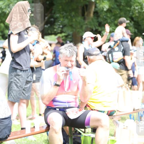 21.06.2026 - 29. Vierlanden-Triathlon Andreas Tolksdorf http://msf.ph/oto/9892900 21.06.2026 13:52:28 Ziel 1064, 1092, 1064, 1092 meine-sportfotos.de