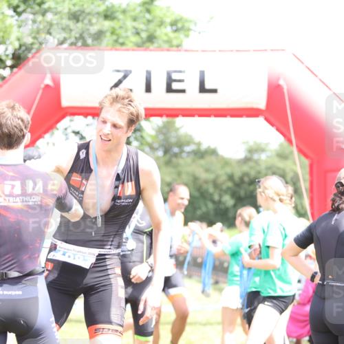 21.06.2026 - 29. Vierlanden-Triathlon Andreas Tolksdorf http://msf.ph/oto/9892923 21.06.2026 13:52:49 Ziel 20, 257, 20, 257 meine-sportfotos.de