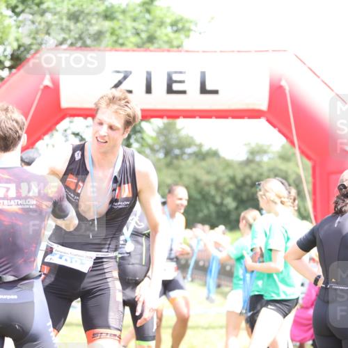 21.06.2026 - 29. Vierlanden-Triathlon Andreas Tolksdorf http://msf.ph/oto/9892924 21.06.2026 13:52:49 Ziel 20, 257, 20, 257 meine-sportfotos.de