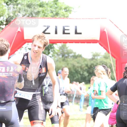 21.06.2026 - 29. Vierlanden-Triathlon Andreas Tolksdorf http://msf.ph/oto/9892926 21.06.2026 13:52:49 Ziel 20, 257, 20, 257 meine-sportfotos.de