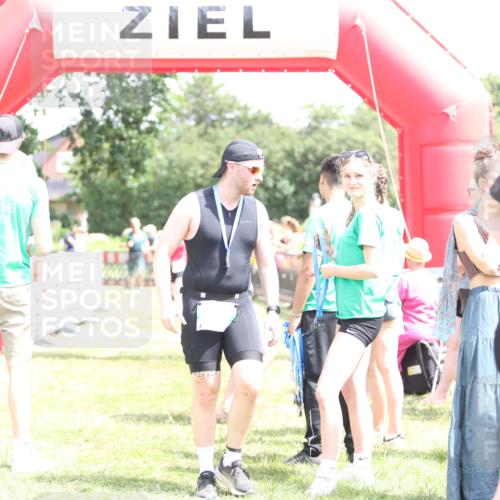 21.06.2026 - 29. Vierlanden-Triathlon Andreas Tolksdorf http://msf.ph/oto/9892945 21.06.2026 13:53:15 Ziel 861, 1036, 861, 1036 meine-sportfotos.de